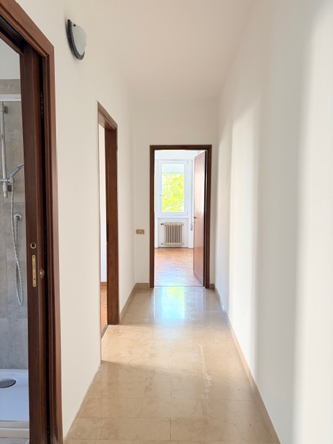 nel ricercato quartiere di Don Bosco-Mandria porzione di bifamiliare che è stata oggetto di 
supe...