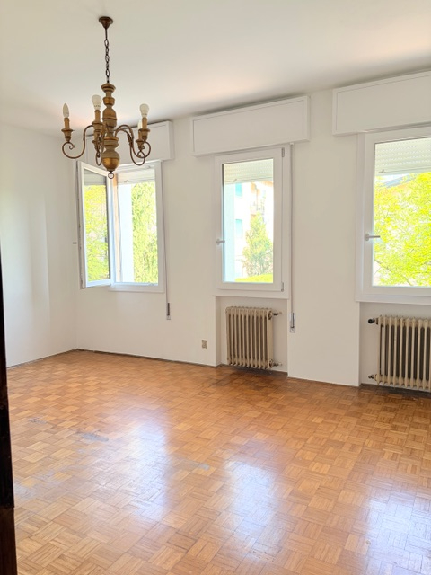 nel ricercato quartiere di Don Bosco-Mandria porzione di bifamiliare che è stata oggetto di 
supe...