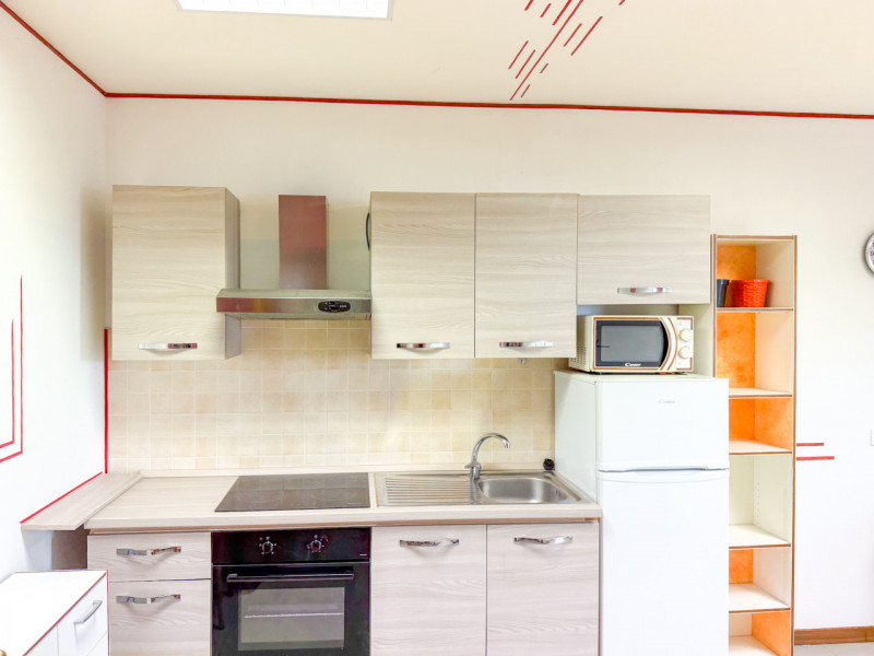 (PER INFO VITTORIO 3517343301)In contesto residenziale tranquillo e ben curato, proponiamo in ven...