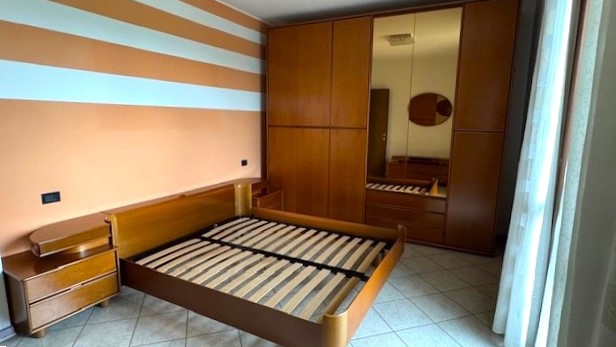 VILLAGA, Belvedere: Interessante appartamento al p. terra di mq 60 con ingresso privato, ampia zo...