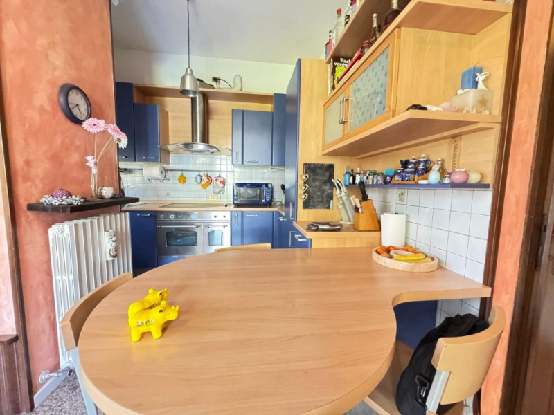 LIMENA: Porzione di testa di trifamiliare di 217 mq che si sviluppa su 4 livelli:

-piano interra...