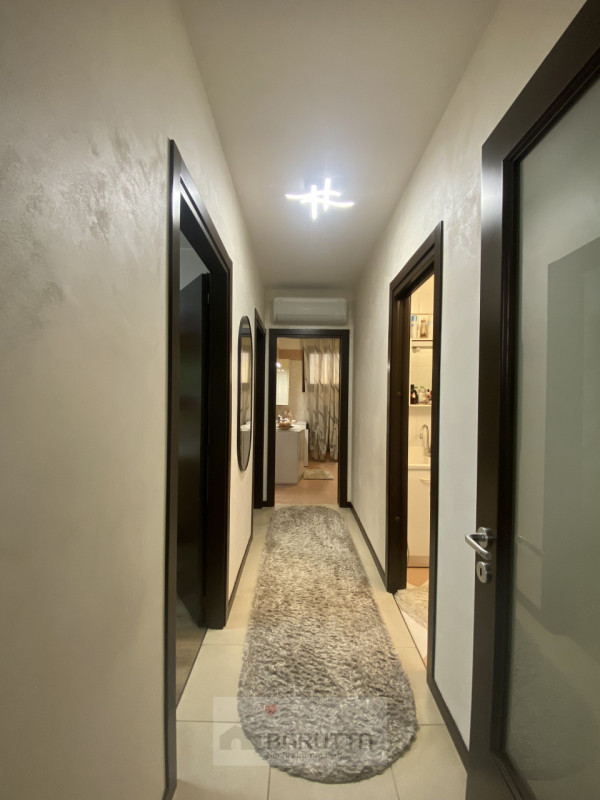 Nel centro Di Massanzago (PD ) proponiamo in vendita questo meraviglio appartamento  trilocale  a...