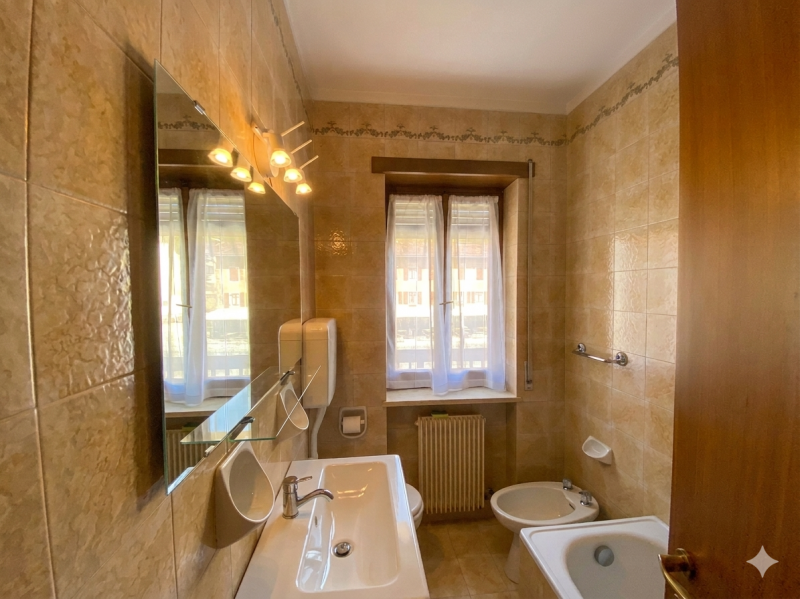 Asiago - Gallio Situato a pochi passi dal vivace centro di Gallio, questo appartamento rappresent...