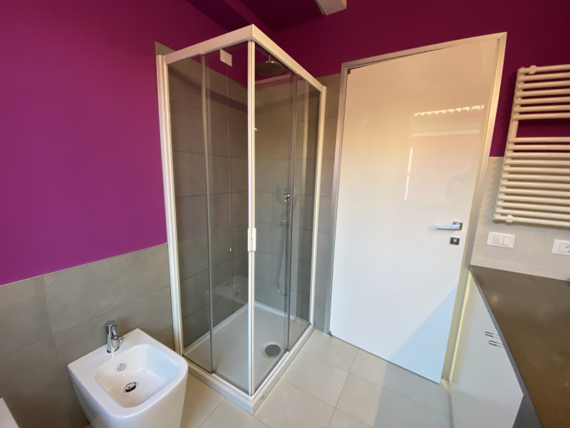 Proponiamo appartamento trilocale posto al piano primo all'interno delle mura di Cittadella.
L'im...
