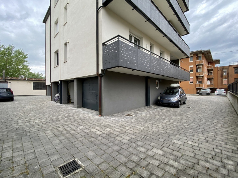 In un tranquillo quartiere residenziale di San Pio X, particolarmente apprezzato per la sua comod...