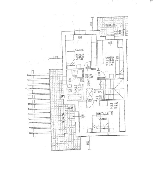 ALBIGNASEGO - ZONA FERRI

Porzione di trifamiliare recente con giardino

Situata in una delle zon...