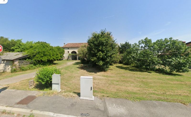 ROVOLON - Bastia
In una posizione residenziale privilegiata, a pochi minuti dalle principali arte...