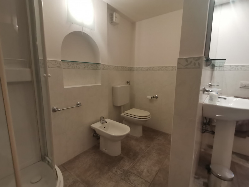 Centro storico in via Umberto I LOFT su due livelli completamente arredato. ingresso indipendente...