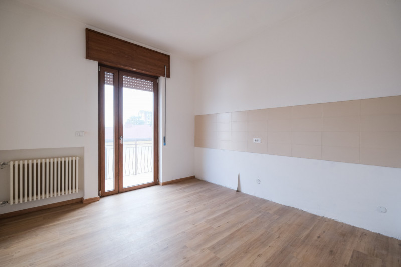 In zona Pomari, all’interno di un contesto residenziale composto da sole 6 unità edificato negli ...