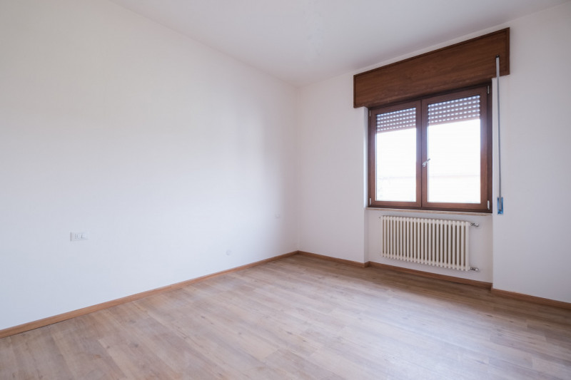 In zona Pomari, all’interno di un contesto residenziale composto da sole 6 unità edificato negli ...