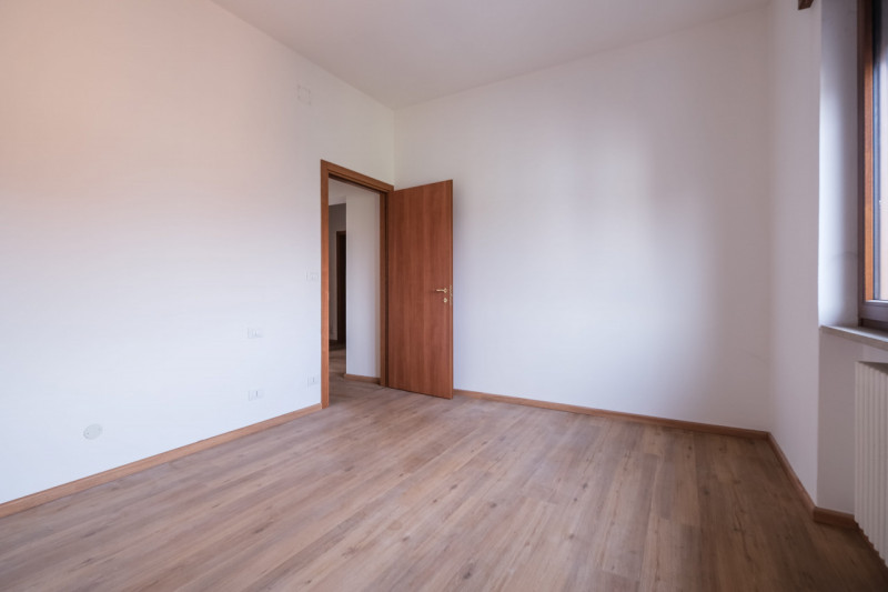 In zona Pomari, all’interno di un contesto residenziale composto da sole 6 unità edificato negli ...