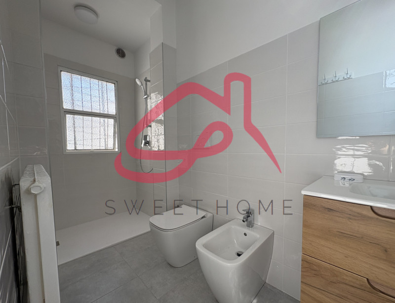 Padova (Voltabarozzo): in posizione servita, si propongono stanze per studenti/specializzandi in ...