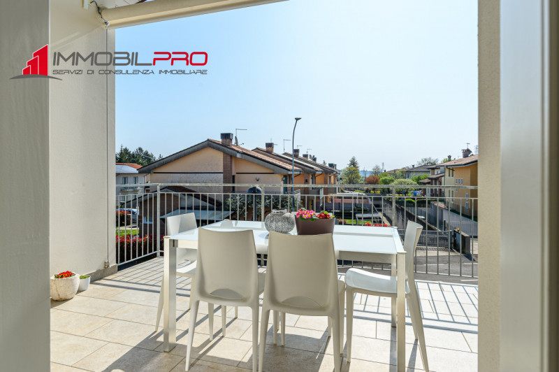 Proponiamo in vendita un esclusivo appartamento tricamere in classe energetica A4 di ben 217 mq s...