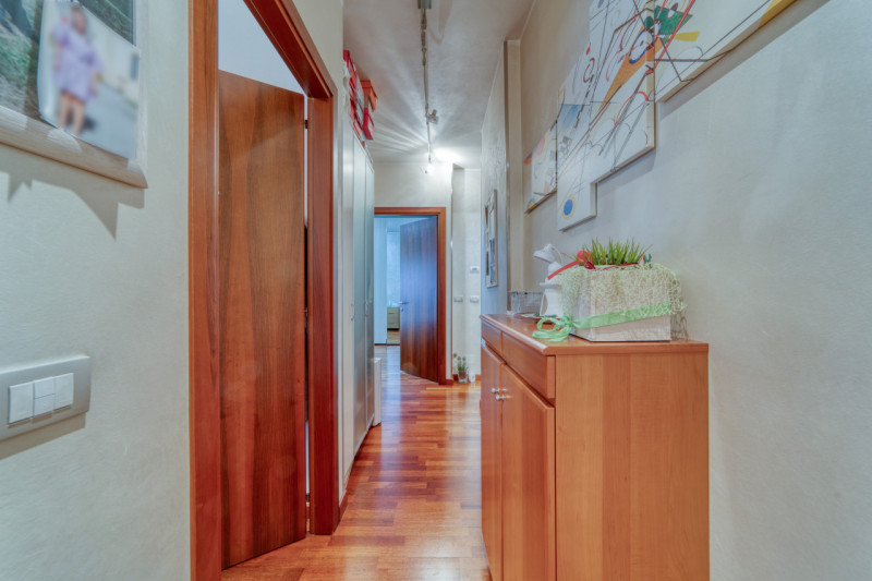 Se cerchi un appartamento comodo, perfetto per la famiglia e vicino ai principali servizi, questa...