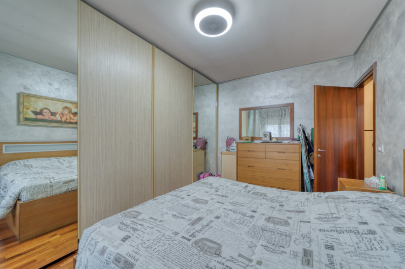 Se cerchi un appartamento comodo, perfetto per la famiglia e vicino ai principali servizi, questa...