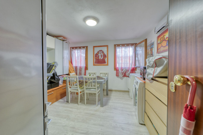 Se cerchi un appartamento comodo, perfetto per la famiglia e vicino ai principali servizi, questa...