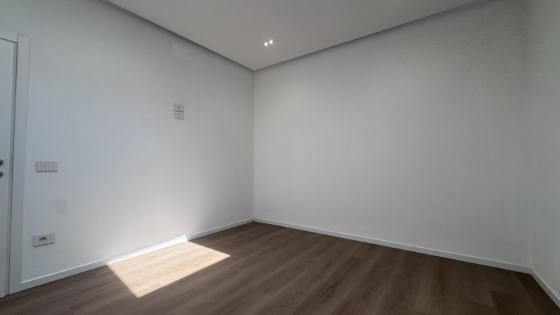Pozzonovo (PD) – Appartamento completamente ristrutturato a nuovo con terrazza di 40 mq, ingresso...