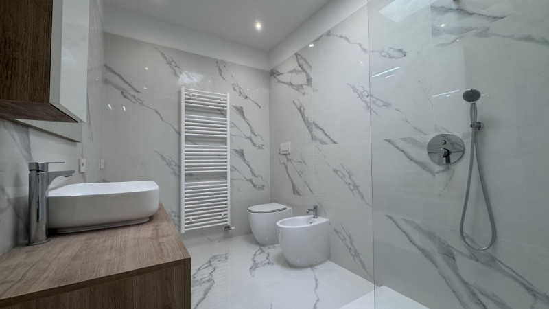 Pozzonovo (PD) – Appartamento completamente ristrutturato a nuovo con terrazza di 40 mq, ingresso...