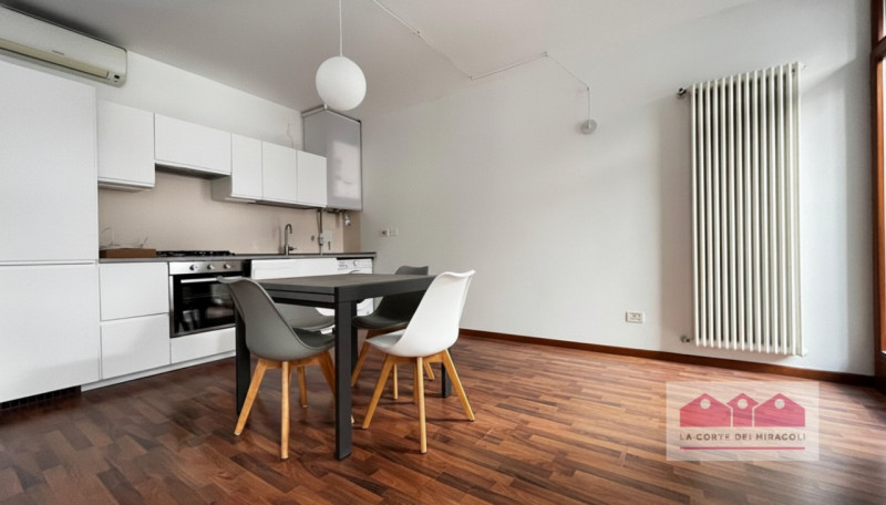 CENTRO STORICO: MINIAPPARTAMENTO ARREDATO IN CENTRO STORICO POSTO AL PRIMO PIANO CON ASCENSORE, C...