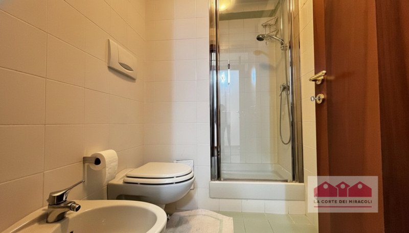 CENTRO STORICO: MINIAPPARTAMENTO ARREDATO IN CENTRO STORICO POSTO AL PRIMO PIANO CON ASCENSORE, C...