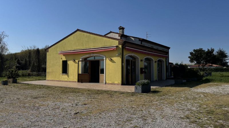 Ciao da Arcobaleno Consulenti Immobiliari ed oggi ti presento una meravigliosa opportunità immobi...