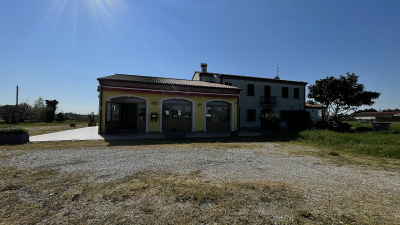 Ciao da Arcobaleno Consulenti Immobiliari ed oggi ti presento una meravigliosa opportunità immobi...