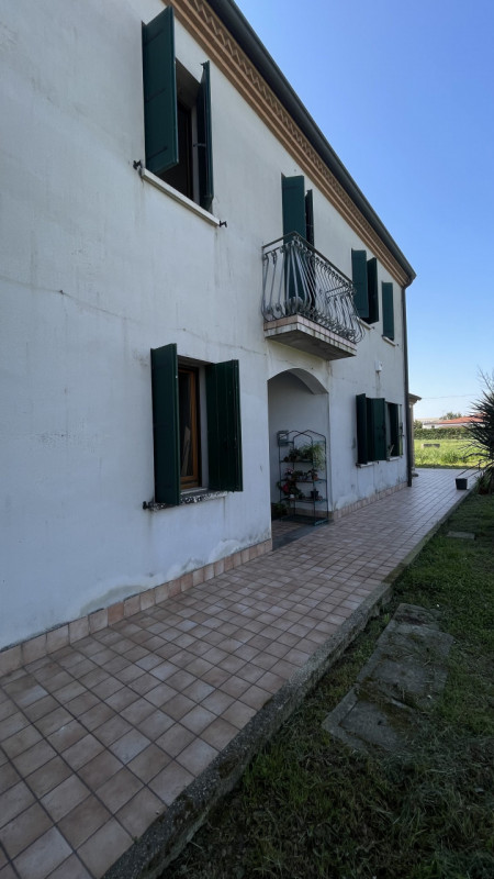 Ciao da Arcobaleno Consulenti Immobiliari ed oggi ti presento una meravigliosa opportunità immobi...