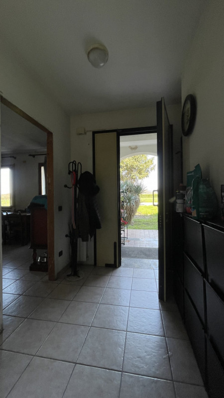 Ciao da Arcobaleno Consulenti Immobiliari ed oggi ti presento una meravigliosa opportunità immobi...