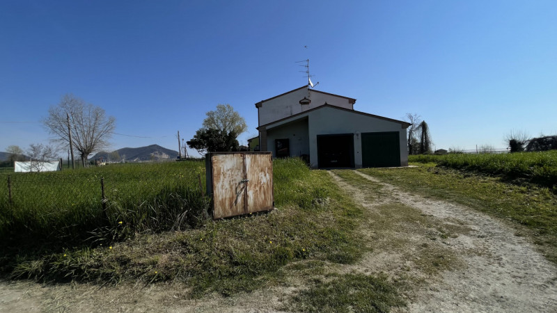 Ciao da Arcobaleno Consulenti Immobiliari ed oggi ti presento una meravigliosa opportunità immobi...