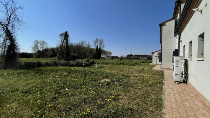 Ciao da Arcobaleno Consulenti Immobiliari ed oggi ti presento una meravigliosa opportunità immobi...