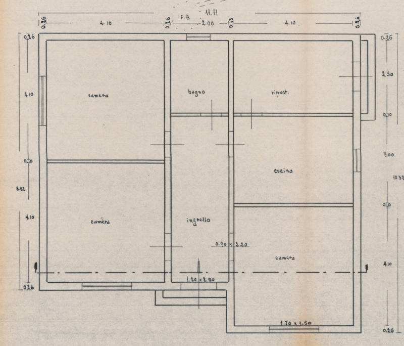Proponiamo in vendita tradizionale casa singola distribuita interamente al piano terra con scoper...
