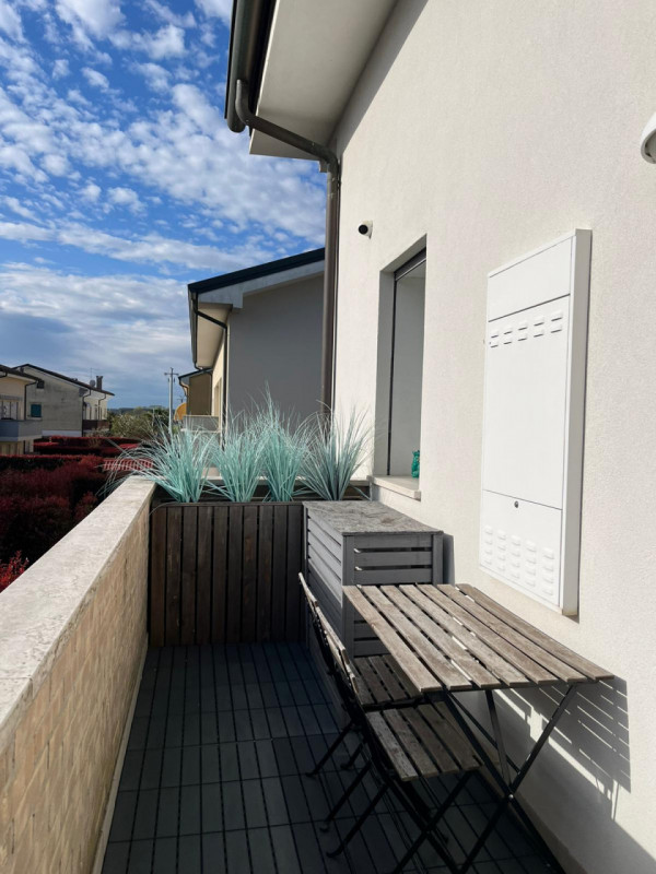 SANT'ANGELO DI SANTA MARIA DI SALA  - Posizionato in centro paese, lontano dal traffico e comodo ...