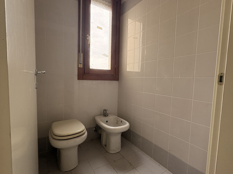 Ufficio di circa 70 mq di Recente costruzione, In centro a Borgoricco situato al secondo ed ultim...