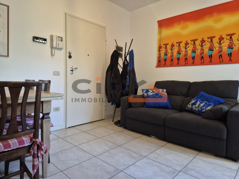 In zona San Fortunato, all’interno di un contesto tranquillo e ben servito, proponiamo in vendita...