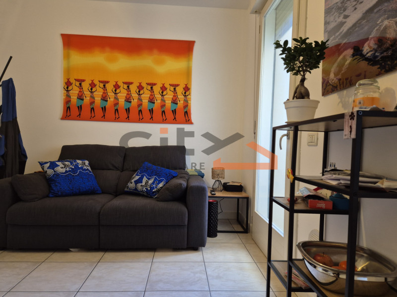 In zona San Fortunato, all’interno di un contesto tranquillo e ben servito, proponiamo in vendita...