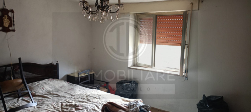 L'AGENZIA CORNOLO' MIRKO PROPONE IN VENDITA NEL COMUNE DI LAGHI UNA CASA TERRACIELO DI TESTA IN C...