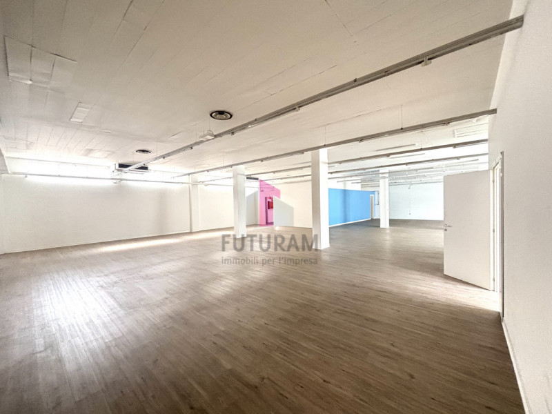 rif.701MIC - Per info 3473209826 - Proponiamo in locazione a Limena, in posizione strategica a po...