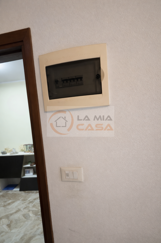 Nel cuore della vivace zona Arcella di Padova, proponiamo in vendita un luminoso e spazioso appar...