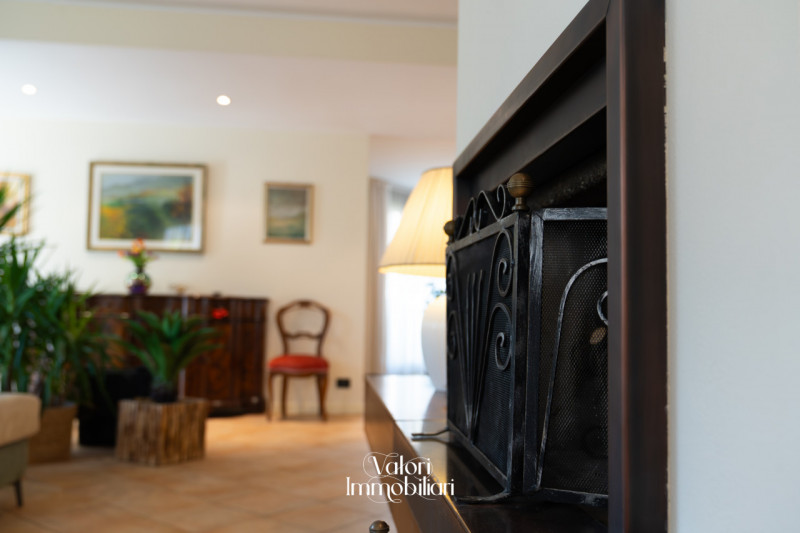 Nel cuore di Albignasego, in una posizione tranquilla e residenziale, proponiamo un'esclusiva cas...