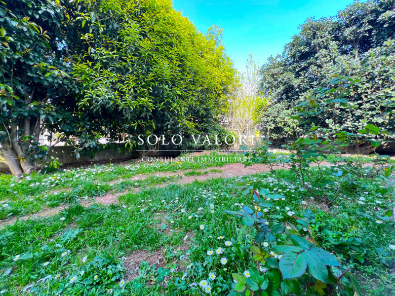 Rif. A933 (per info 338 9387816 Matteo)

Situato in una tranquilla frazione di Vedelago, questo a...