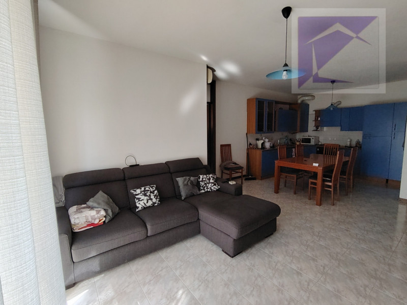 Scopri il tuo appartamento nel cuore di Massanzago! Situato in una piccola palazzina di sole 10 u...