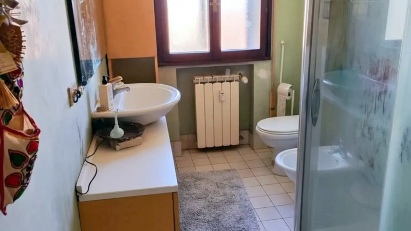 TRILOCALE AMPIO IN ZONA SAVONAROLA – A DUE PASSI DAL CENTRO DI PADOVA
Se stai cercando spazio, tr...