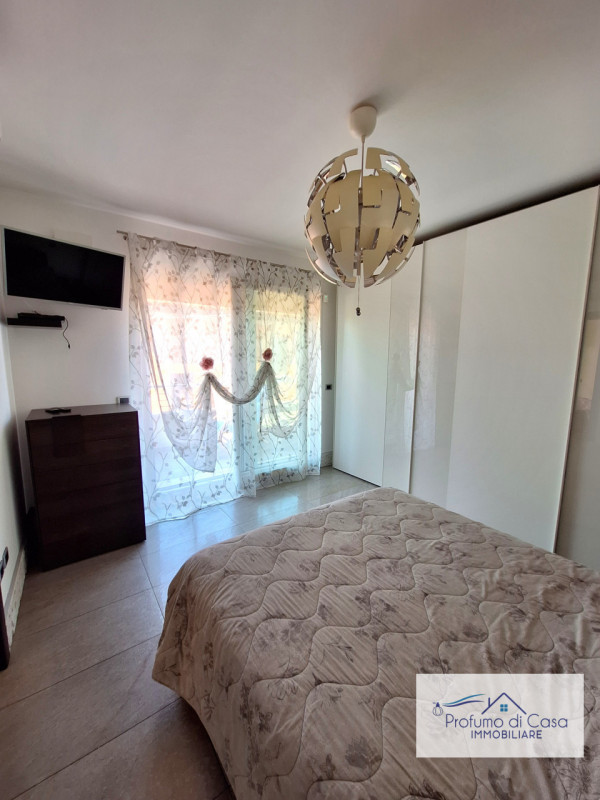 SACRO CUORE - In ottima posizione, comoda a tutti i principali servizi, proponiamo splendida casa...