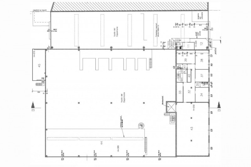 Nel cuore del dinamico distretto industriale vicentino, proponiamo in vendita un interessante com...