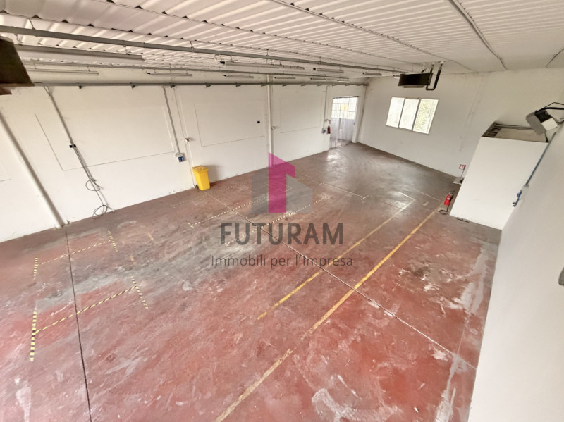 CALDOGNO - RIF. 629FUTURAM - PER INFO 0444310220

In zona raggiungibile anche con mezzi pesanti s...