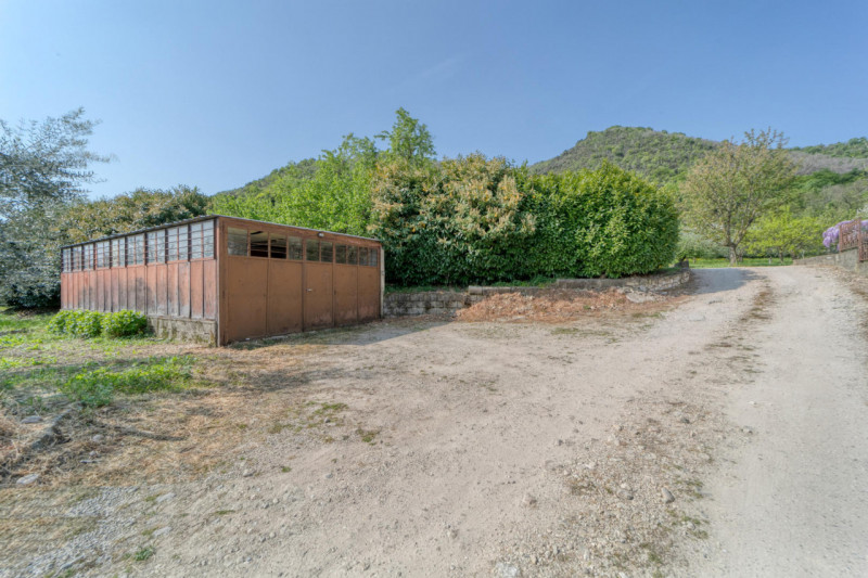 MONSELICE Zona Solana, ai piedi del colle Montericco in posizione tranquilla, proponiamo un'abita...