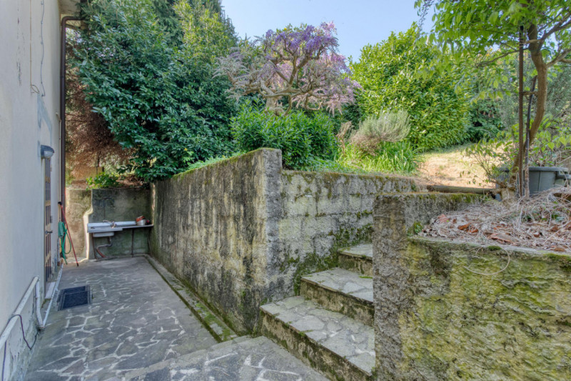 MONSELICE Zona Solana, ai piedi del colle Montericco in posizione tranquilla, proponiamo un'abita...