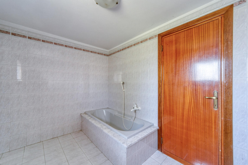 MONSELICE Zona Solana, ai piedi del colle Montericco in posizione tranquilla, proponiamo un'abita...