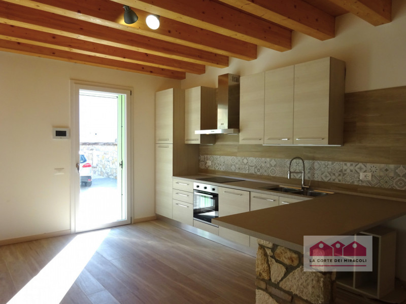 DISPONIBILE DA FINE APRILE - LUMIGNANO LONGARE: NUOVISSIMA CASA SINGOLA CON ZONA GIORNO, 4 CAMERE...