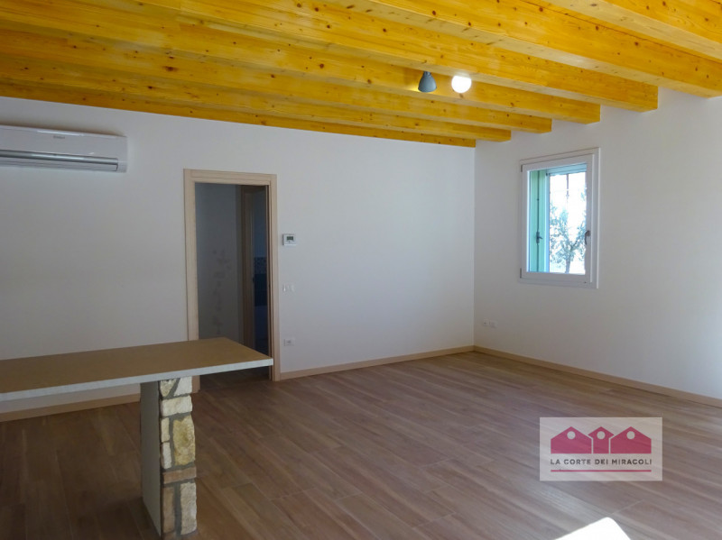 DISPONIBILE DA FINE APRILE - LUMIGNANO LONGARE: NUOVISSIMA CASA SINGOLA CON ZONA GIORNO, 4 CAMERE...